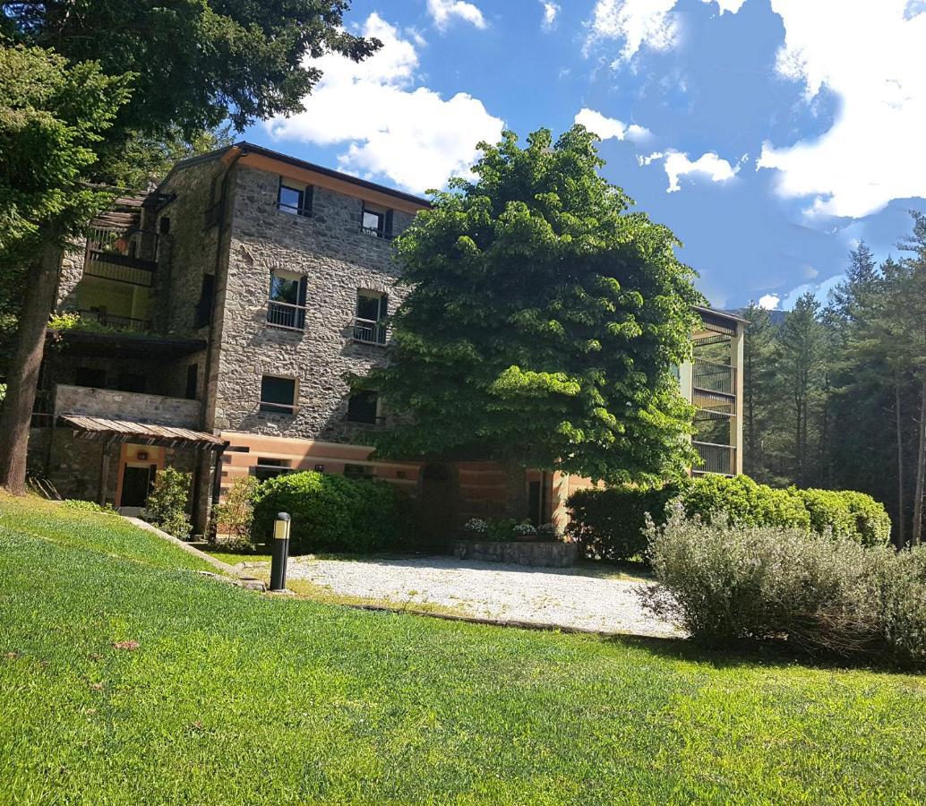 Il Bosco Di Campo Marzano Garden Apartments Borzonasca Bagian luar foto